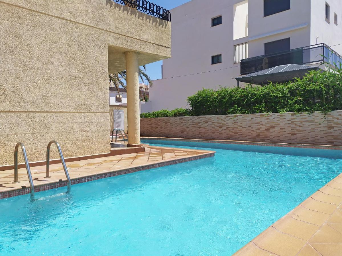 Dona Carmen 3000 Apartamento